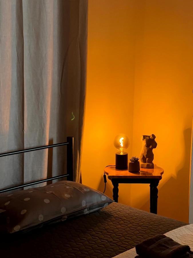 Η Ελπίδα Και Η Γιάννα Ξεκίνησαν Ένα Χώρο Cute Apartment Volos Bagian luar foto