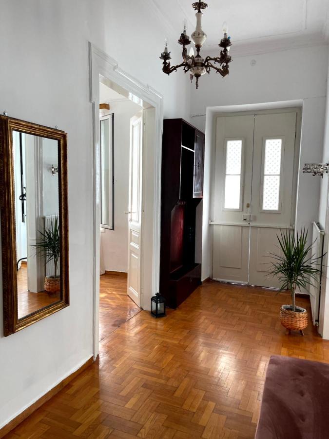 Η Ελπίδα Και Η Γιάννα Ξεκίνησαν Ένα Χώρο Cute Apartment Volos Bagian luar foto