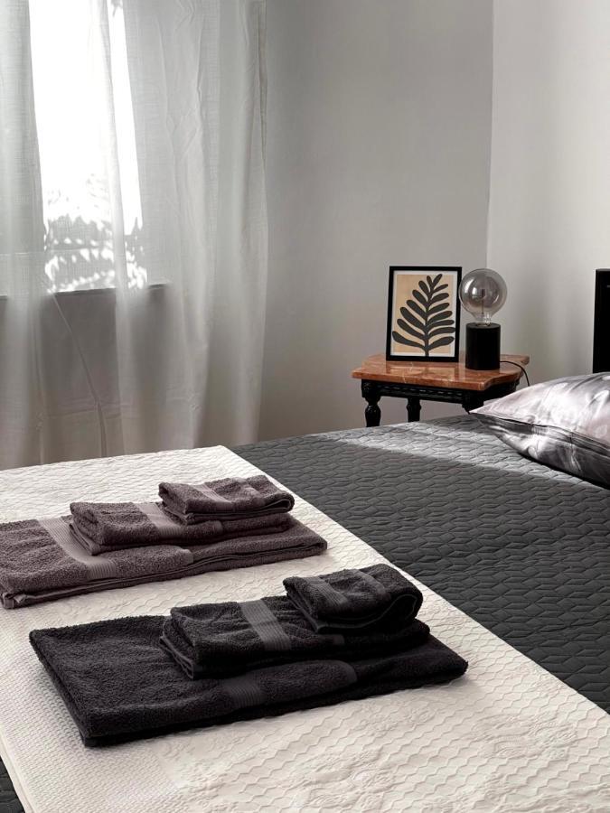 Η Ελπίδα Και Η Γιάννα Ξεκίνησαν Ένα Χώρο Cute Apartment Volos Bagian luar foto