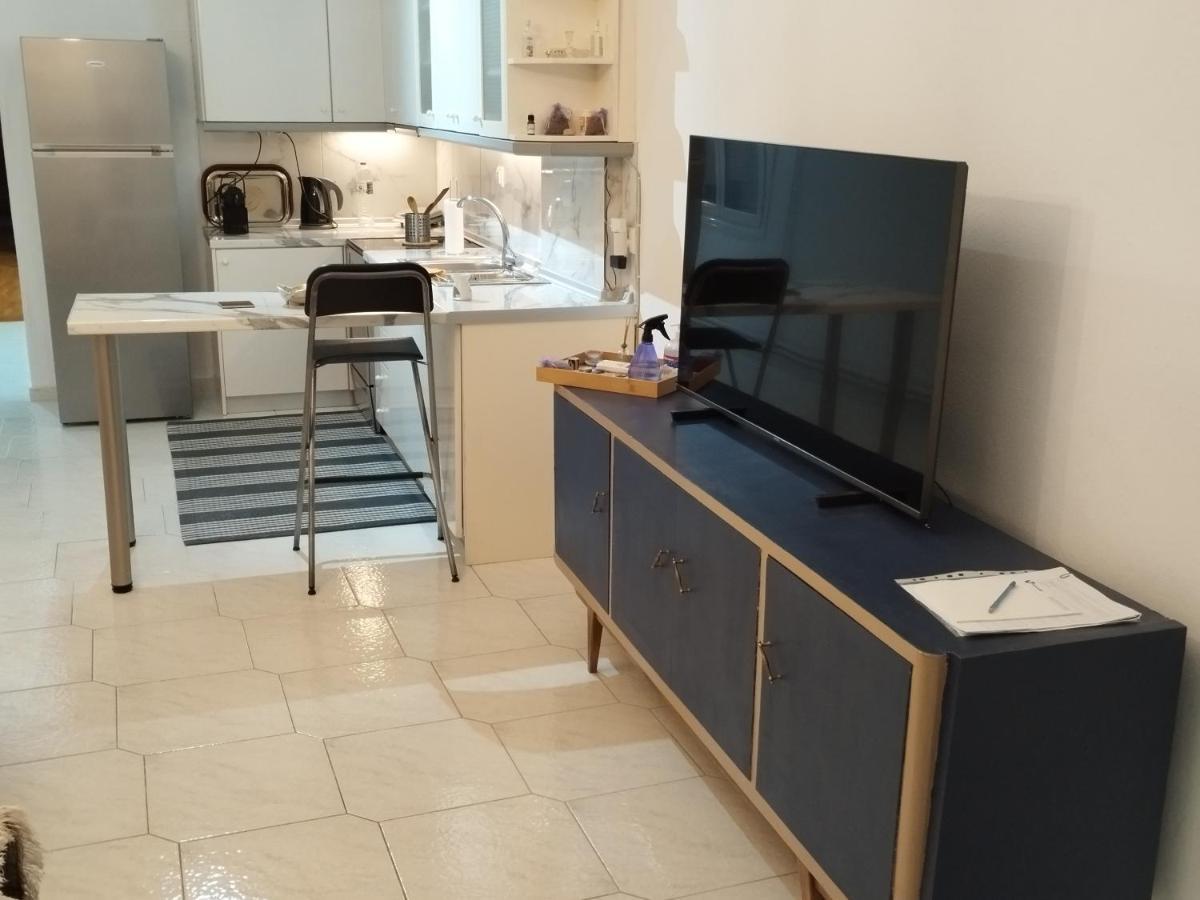 Η Ελπίδα Και Η Γιάννα Ξεκίνησαν Ένα Χώρο Cute Apartment Volos Bagian luar foto